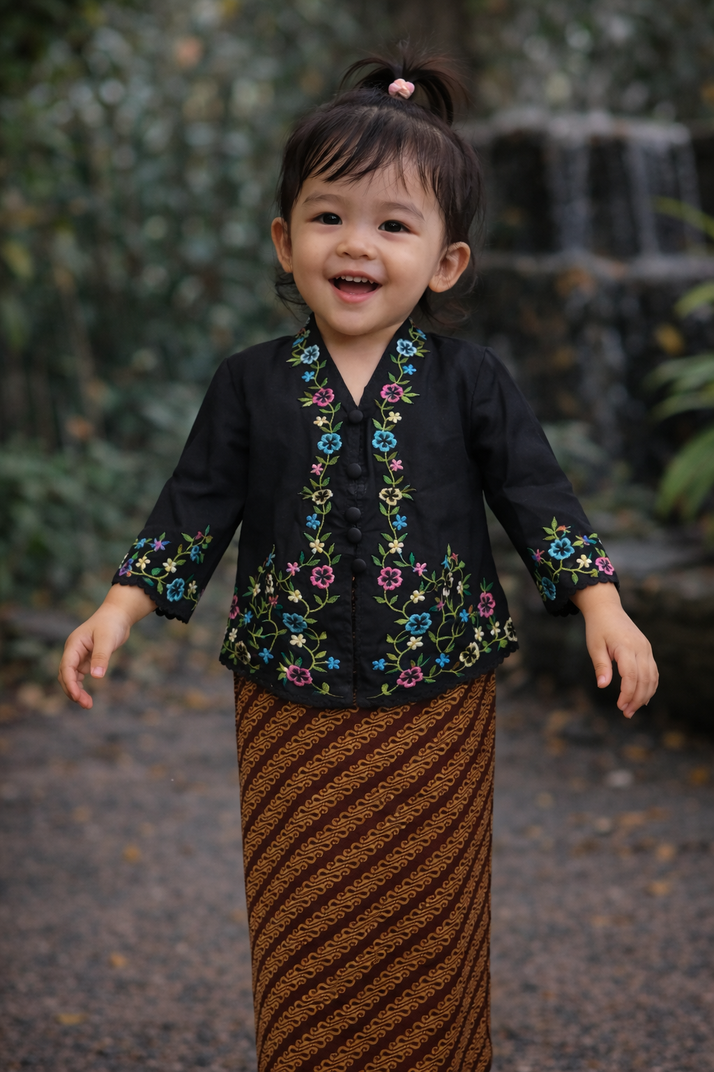 Black Nyonya Kebaya Set